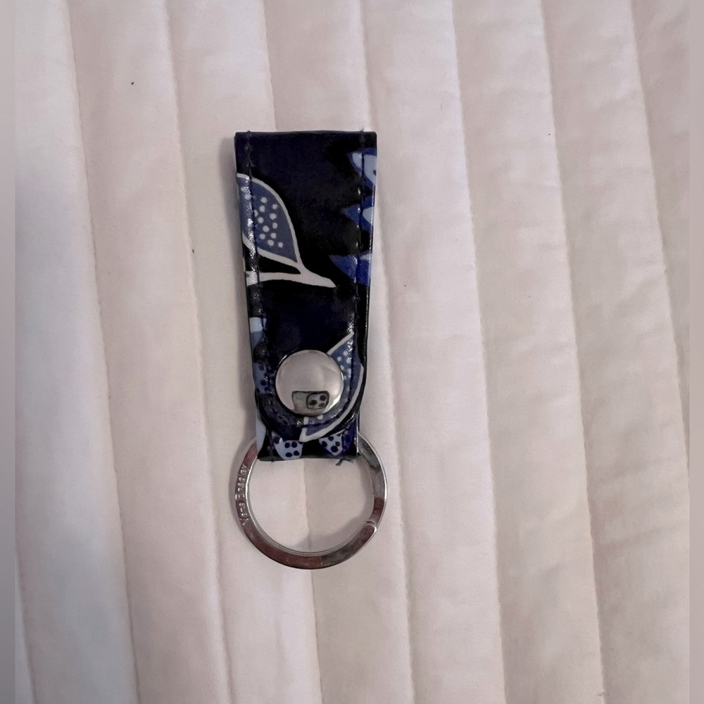 vera bradley key holder keychain
